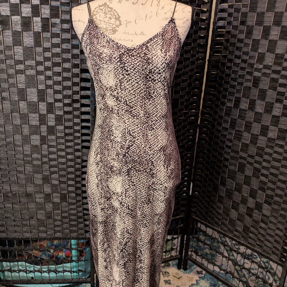 Source Unknown Black and White Maxi Dress
